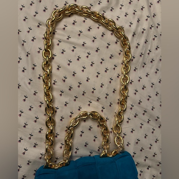 Brand New Genuine Turquoise Chain Cassette Leather Handbag - Picture 7 of 16